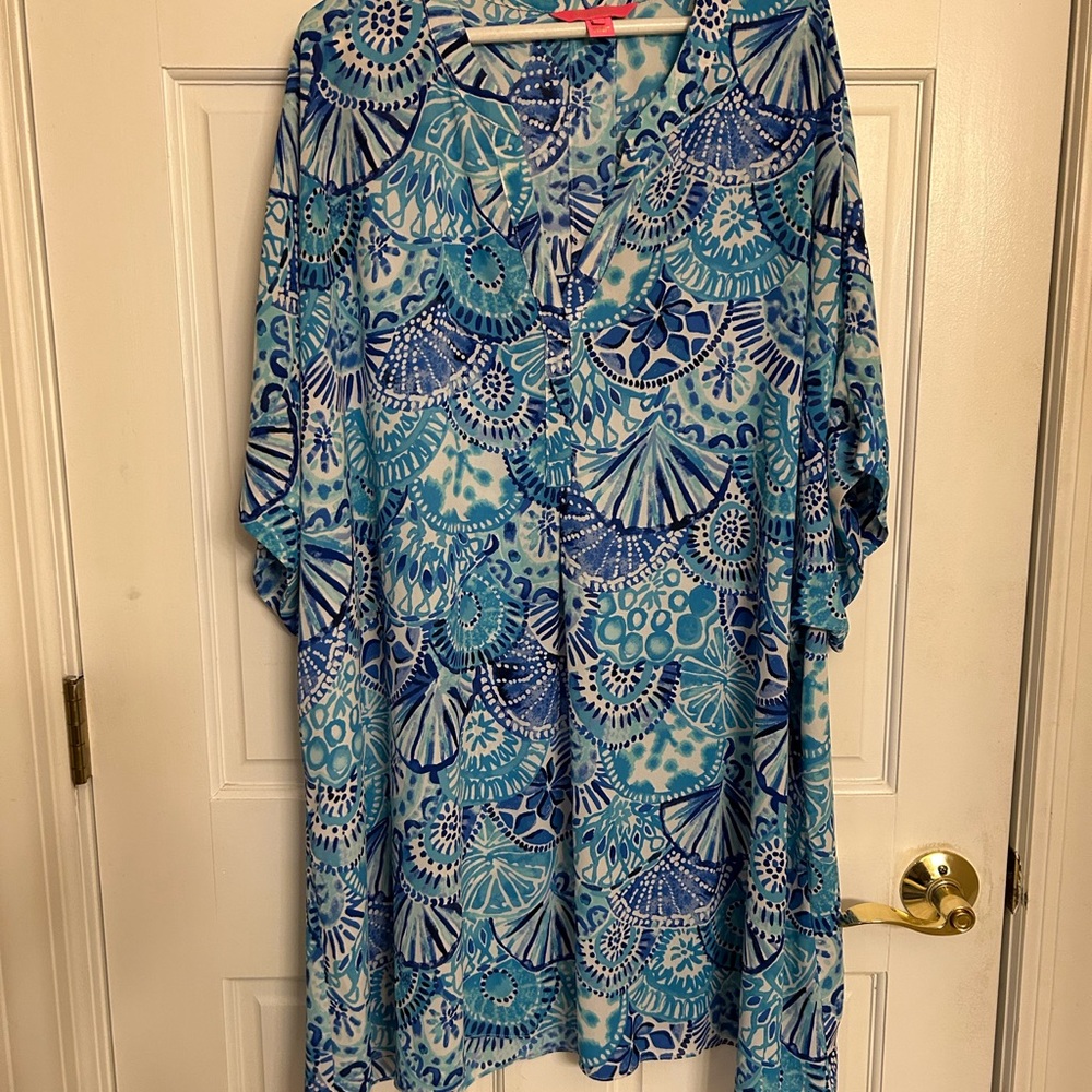 Lilly Pulitzer blue patterned swim coverup / lounge dress